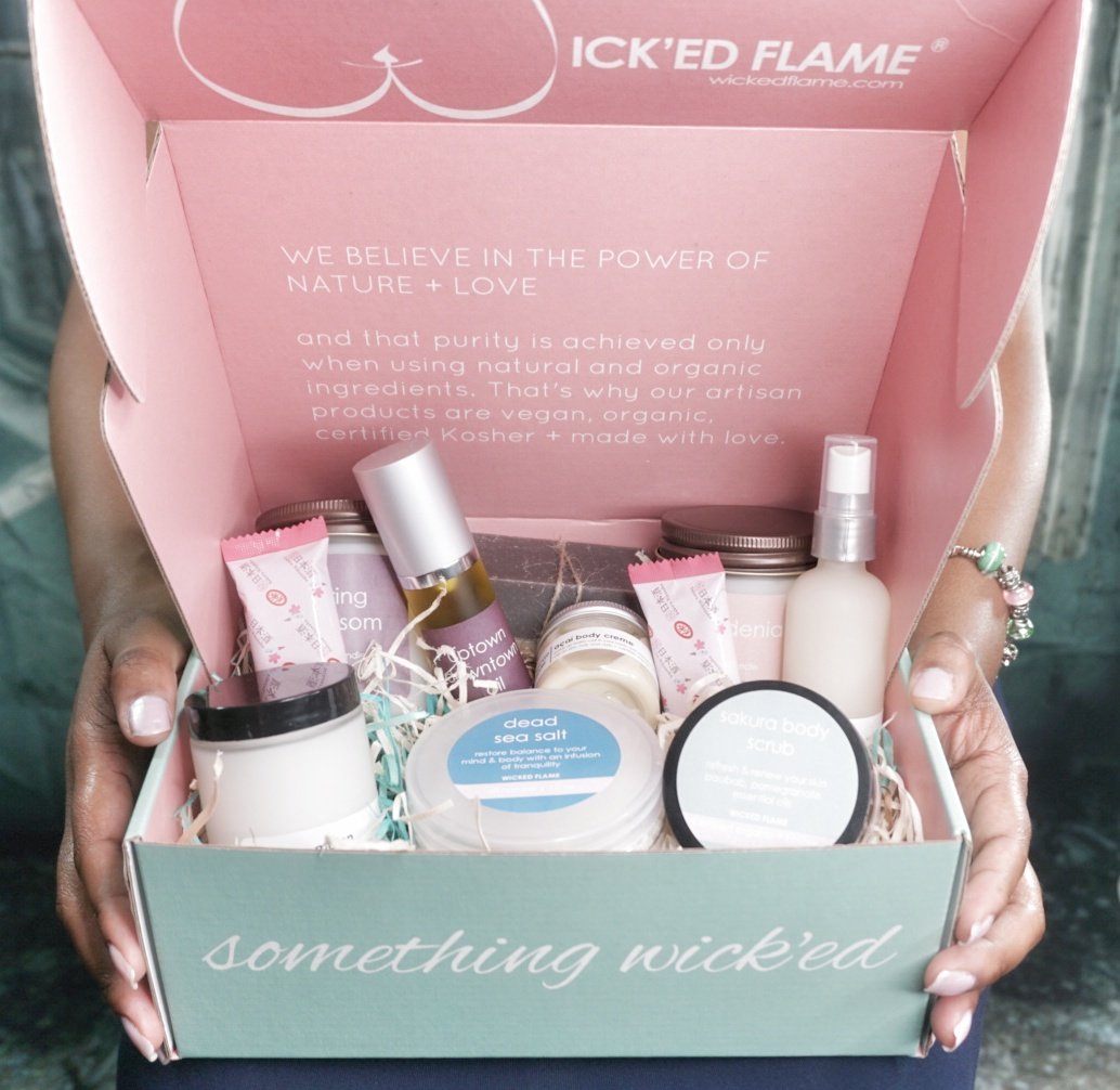 candle + spa subscription box